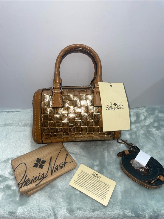 Patricia Nash Handbags - NWT Patricia Nash ‘Rodez’ Mini Barrel Satchel